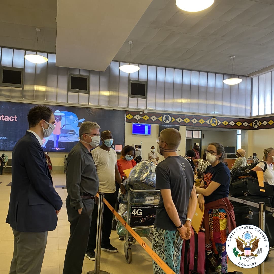 l'Ambassade des Etats-Unis en Guinee a apporte son soutien a 124 citoyens Américains