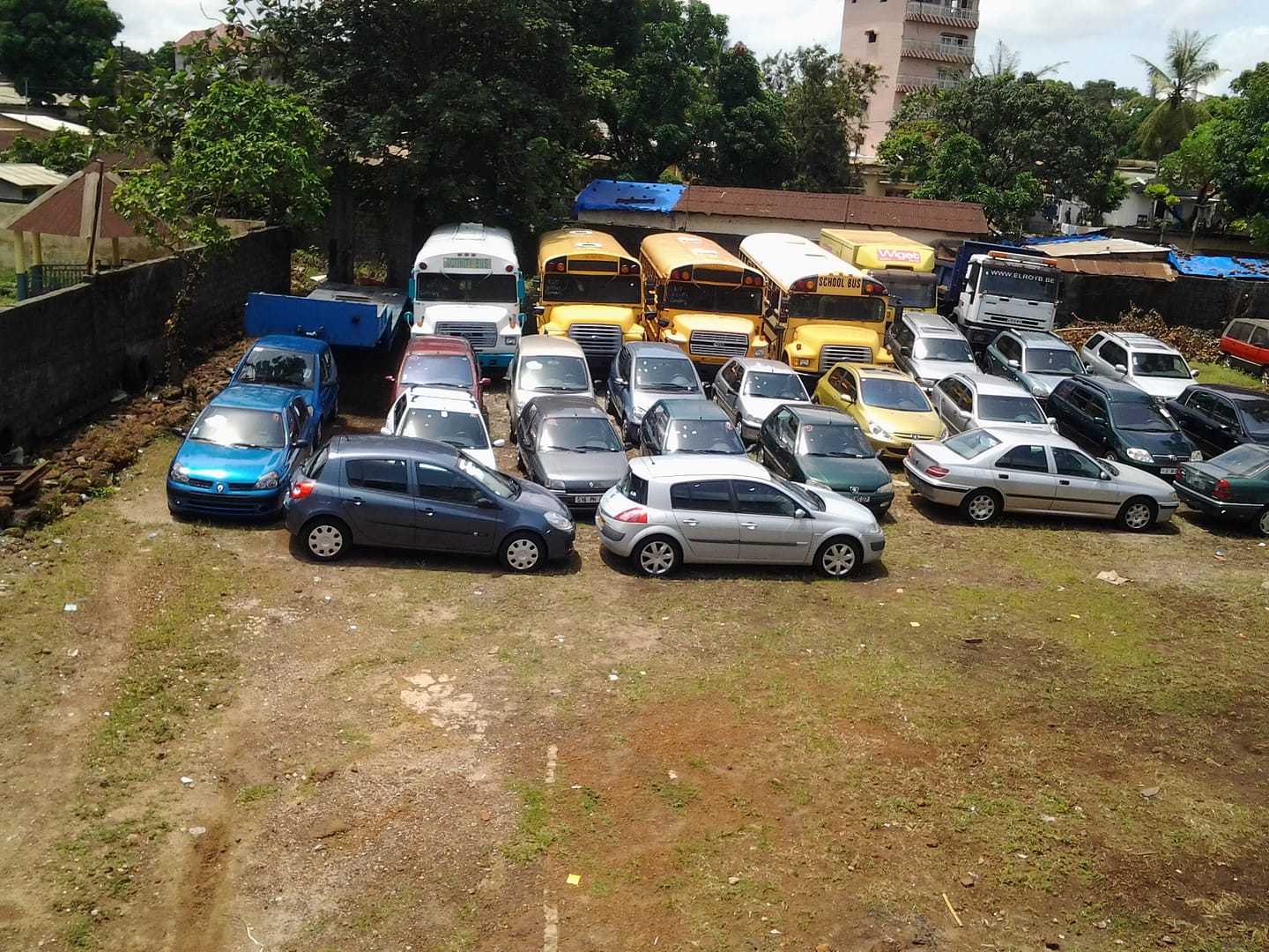 Parc automobile à Conakry