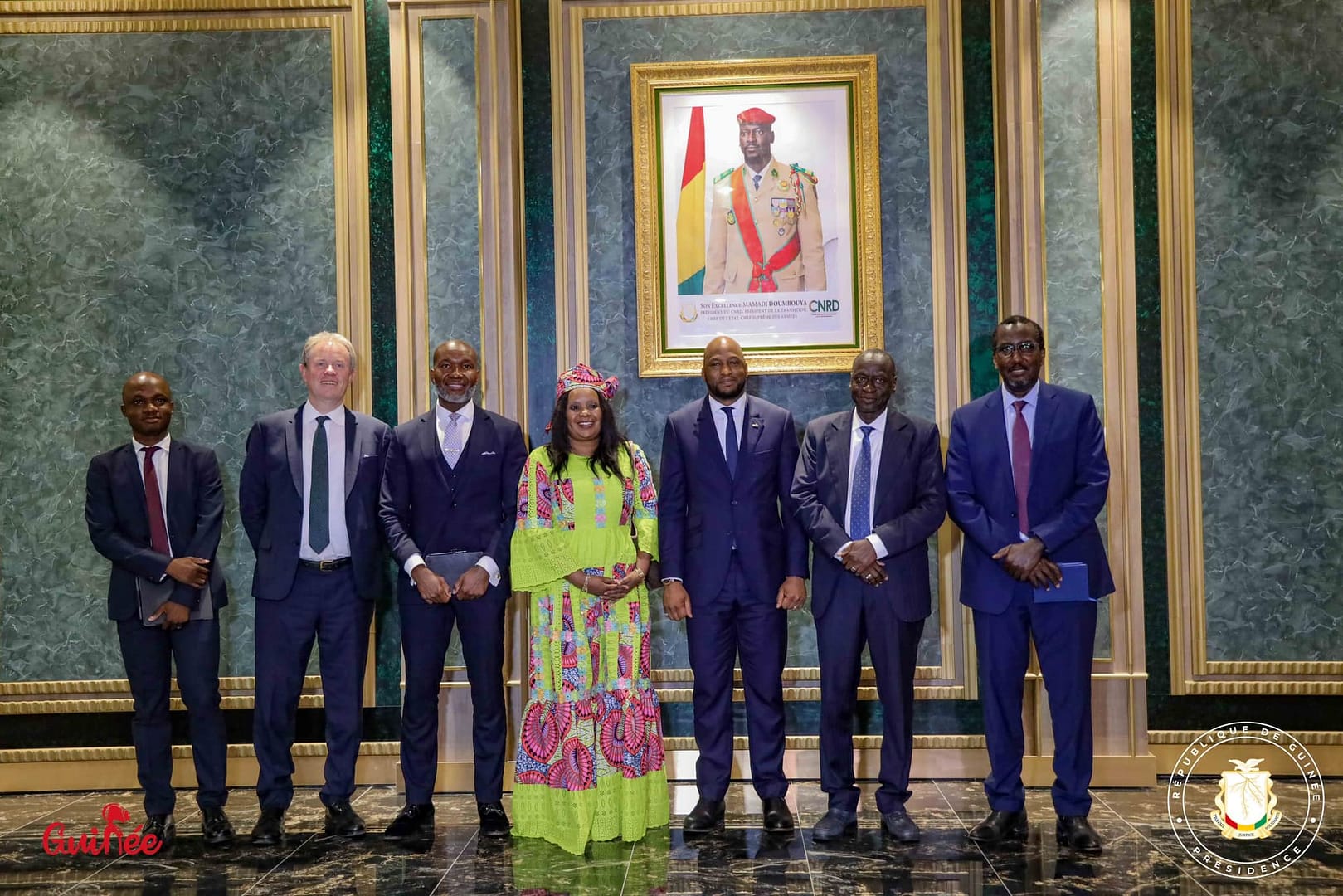 Palais Mohammed V : Le chef du CNRD reçoit le vice-président de la banque mondiale pour l'Afrique de l'Ouest et du Centre.