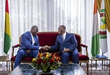 cote-divoire-alassane-ouattara-sentretient-avec-mamadi-doumbouya