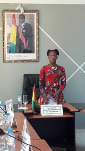 Le Premier ministre Guinéen a cédé son siège à Fatoumata