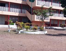 RENTRÉE SCOLAIRE : Élèves et enseignants reprennent le chemin de l'école 4 Education
