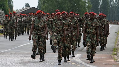 URGENT (opinion) : PRÉCISION IMPORTANTE À PROPOS DES PICK-UPS MILITAIRES STATIONNÉS DEVANT LE DOMICILE DU NOUVEAU PRÉSIDENT DE LA RÉPUBLIQUE, SON EXCELLENCE EL HADJ CELLOU DALEIN DIALLO 1 Mobilisation dune troupe militaire1