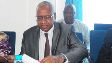 Avant-projet de Loi portant institution, organisation et fonctionnement du Tribunal de Commerce de Conakry. 4 Me Cheick Sako, ministre d’Etat à la Justice, Garde des Sceaux et Président du cadre de dialogue politique inter-guinéen.