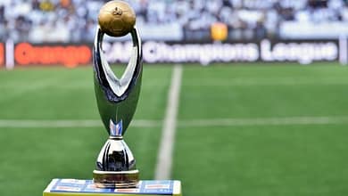 Ligue des champions d'Afrique: la compétition va passer de 8 à 16 clubs - See more at: https://www.izf.net/afp/ligue-des-champions-dafrique-competition-va-passer-8-16-clubs#sthash.5Ko9hLZk.dpufLigue des champions d'Afrique: la compétition va passer de 8 à 16 clubs 7 Le trophée du la Ligue des champions d'Afrique, le 8 novembre 2015 à Lubumbashi avant le match TP Mazembe - USM Alger | AFP/Archives | JUNIOR KANNAH
