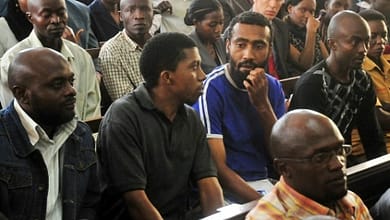 Prison à vie pour les auteurs des attentats de Kampala en 2010 2 Des auteurs du double attentat de Kampala, dont le "cerveau" Issa Ahmed Luyima (D), le 15 novembre 2011 à Kampala | AFP/Archives | STRINGER