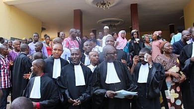 La peine de mort n'existe plus dans la législation pénale guinéenne depuis 2016. 2 Me Mohamed Traoré