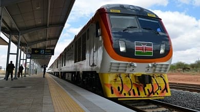AU KENYA, "LE PIB, ÇA NE SE MANGE PAS" 2 Par Nicolas DELAUNAYNairobi (AFP)© 2017 AFPKenya-économie-élections
