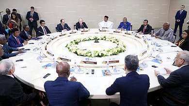 Forum Russie-Afrique Une Afrique qui prend son destin en main est aussi une Afrique intelligente. 1 15E9A9B5 A39B 4B3A 9AF1 119EAA085861