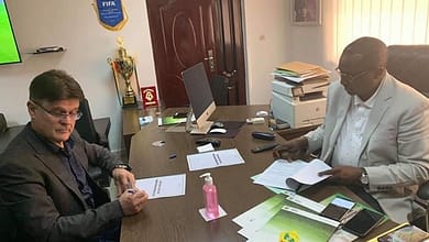 Le sélectionneur du Syli a paraphé un contrat de trois ans avec la Federation Guinéenne de football 1 A4D504C3 F76A 4C2E B7DB 68CA1A814EF0