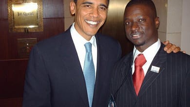 Thione NIANG convoqué par le commissariat de police de Rufisque hier et auditionné de 20h à 2h du matin. 7 Thione NIANG et Obama