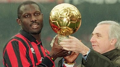 FOOT AFRICAIN Eto’o 2ème, Mané 8ème, Salah 9ème… Voici les 16 meilleurs joueurs africains de l’histoire de 90 min 1 Ballon-dOr-1995-George-Weah