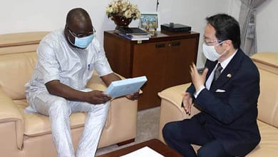 Hideo MATSUBARA, Ambassadeur du Japon en Guinée reçu en audience par le Ministre Khalil KABA 6 S.E. Dr. Ibrahima Khalil KABA et Hideo MATSUBARA, Ambassadeur du Japon en Guinée