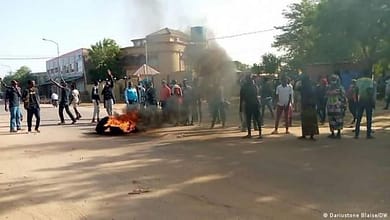 Solidarité Sectorielle en Guinée: L'Appel à la Grève de la FSPMCICA Soutient le Mouvement Syndical 4 Manifestation