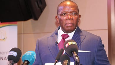 A vrai dire, toute la politique de gestion de notre pays, est le fruit d’un humour et même d’humour noir de gouvernants qui usurpent des titres. 8 Kassory Fofana