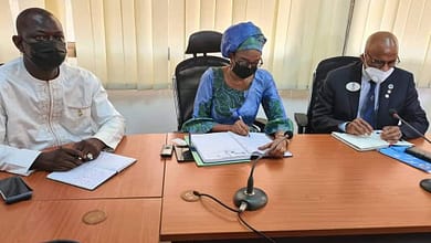 Une délégation du Lions Clubs Guinée conduite par le gouverneur du district 403A1 Monsieur Abou Tall a été reçue par la Ministre de la jeunesse et de l’emploi des jeunes Madame Assiatou Baldé. 8 FB IMG 1619793965341