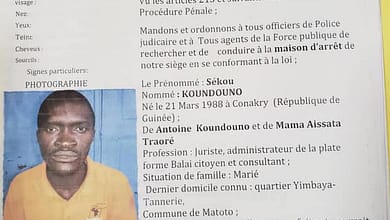 Mandat d’arrêt international décerné à l’encontre de monsieur Sékou Koundouno 2 Mandat d’arrêt international décerné à l’encontre de monsieur Sékou Koundouno
