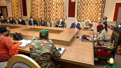 Guinée Colonel Doumbouya aux ambassadeurs de l'UE : "Je réitère notre volonté inaltérable de mettre les guinéens ensemble pour décider de l’avenir qu’ils souhaitent pour leur pays". 5 FB IMG 1634373277326