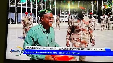 Guinée CNRD au pouvoir, résumé de la journée du vendredi,19 novembre 2021 1 CNRD au pouvoir, résumé de la journée du vendredi,19 novembre 2021