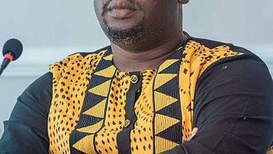 Au nom d'un pouvoir de nomination dit discrétionnaire appelé décret, certains dirigeants Africains abusent de leur peuple à travers des choix contestables et injustifiés. 6 Aliou Bah