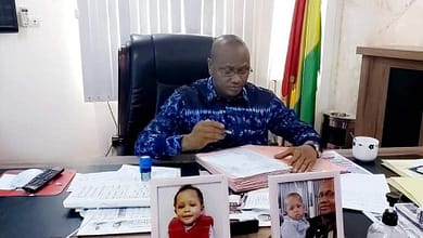 Mamadi Doumbouya n’a pas hésité à débarquer de nombreux présumés bandits à col blanc. 14 FB IMG 1644945643362