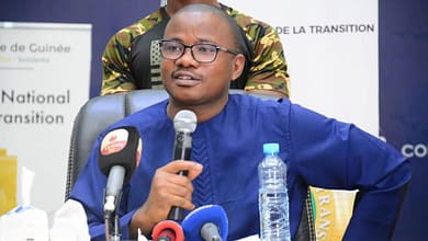DISCUTER DU SEXE DES ANGES 7 Dr. Dansa Kourouma face aux étudiants