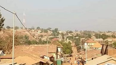 Mali : Vers l' électrification de Mali Yembering . 2 Mali Vers l' électrification de Mali Yembering