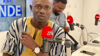 Le citoyen lambda, aigri, assis dans un café, peut se poser la question suivante : si depuis un an on n'a pas encore fini de perpétrer le coup d'Etat, à quand la fin de la transition ? 2 le confrère Thierno Amadou Camara