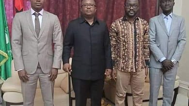 Le FNDC défend la sortie du Président Embalo et tacle la DCI qu’il qualifie “d’encre de la dictature”. 1 Les membres du FNDC et le President Embalo