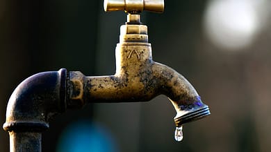 Où est le crime de dire que depuis une dizaine d'années des gens sont sévrés de l'eau de la SEG ? 3 Robinet-a-sec