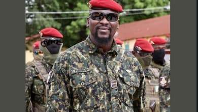 Le seul facteur de stabilité du pouvoir de la transition, c'est la prise en compte des aspirations légitimes du Peuple. 6 Le colonel Mamadi Doumbou