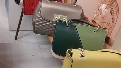 Avec l’explosion du digital, tout le monde est devenu commerçant sur facebook... oui oui ! 1 sacs à mains femme en cuir