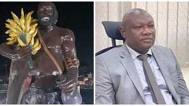 Vous êtes assis. Quelqu'un sème. Vous êtes toujours assis. Il sarcle. Vous êtes toujours assis. 9 IMG 20230209 201419