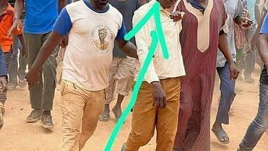 Ce matin ayant 10000 fg en poche, je decide d'aller manger au resto. 9 image drole afrique