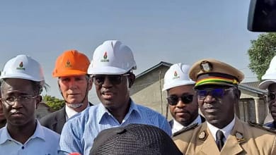 La CBG Inaugure un Projet de Logements Sociaux 5 DG Ministre et Gouverneur de région