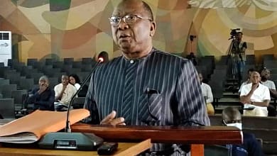 Clarification sur la Situation d'Oyé Guilavogui : Entre Soins en Tunisie et Rumeurs de Fuite 2 Oye-Guilavogui-a-la-barre-crief