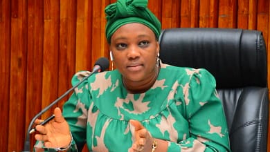 Asmaou BARRY : Toute restriction doit être nécessaire et proportionnée. 1 Asmaou BARRY