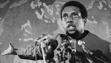 L'Héritage de Stokely Carmichael: Une Flamme du Panafricanisme en Guinée 6 le militant afro-américain Stokely Carmichael