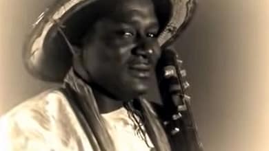 BIOGRAPHIE DU REGRETTÉ MORY DJELI DEEN KOUYATÉ, L'ARTISTE AUX PECTORAUX D'ACIER ! 3 MORY DJELI DEEN KOUYATÉ