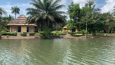 Les opportunités d’investissement dans le secteur du tourisme en Guinée en 2025 2 auberge-du-lac-koba