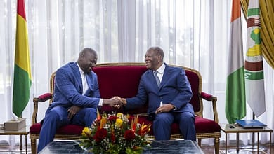 cote-divoire-alassane-ouattara-sentretient-avec-mamadi-doumbouya