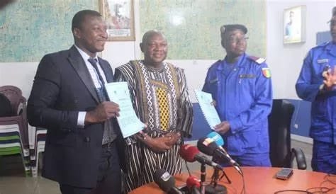 Signature d'un Accord entre le BGDA et les Douanes