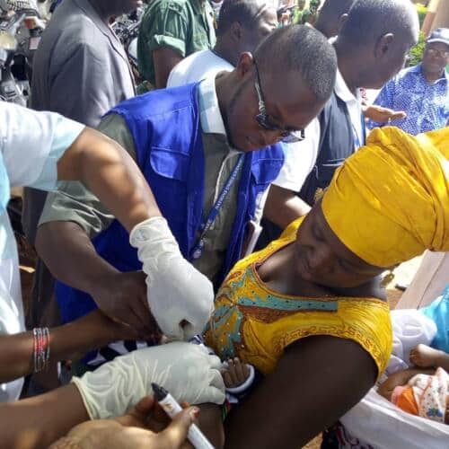 Vaccination contre la poliomyélite