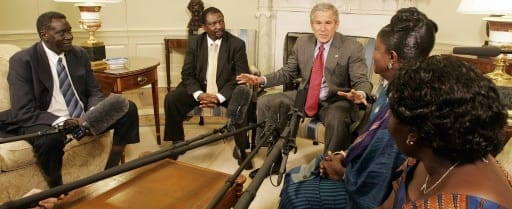 Alfred Taban (G) et George