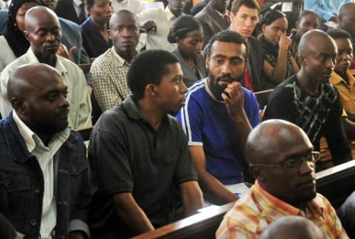 Des auteurs du double attentat de Kampala, dont le "cerveau" Issa Ahmed Luyima (D), le 15 novembre 2011 à Kampala | AFP/Archives | STRINGER