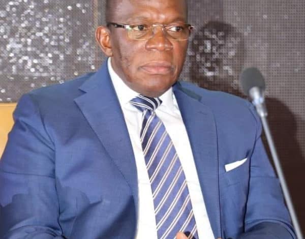 Ce pays a toujours eu le malheur d'avoir des dirigeants criminels et irresponsables. 1 kassory Fofana