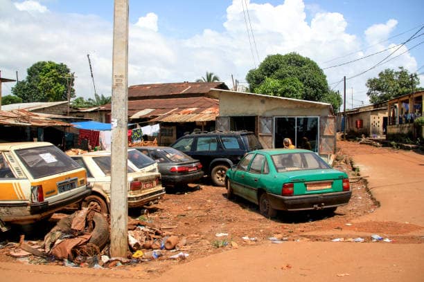 Conakry : Trois enfants retrouvés morts dans une voiture à Kountia, une tragédie qui interroge