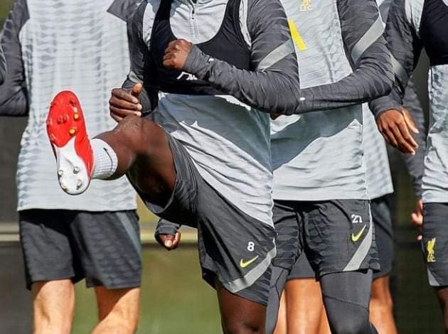Naby Keïta a repris les entraînements, ce lundi 27 septembre, avec les Reds de Liverpool. 3 Naby Keïta a repris les entraînements