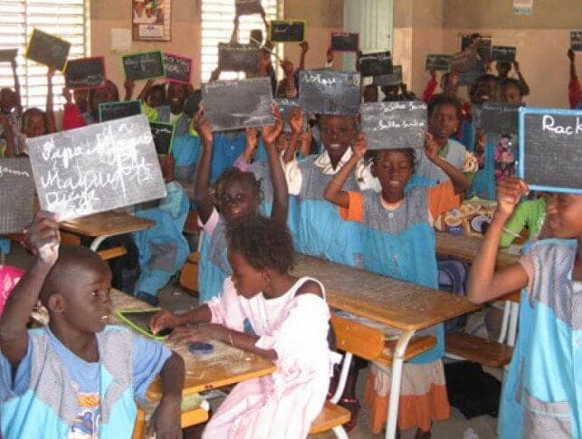 Ecoles et Langues Nationales