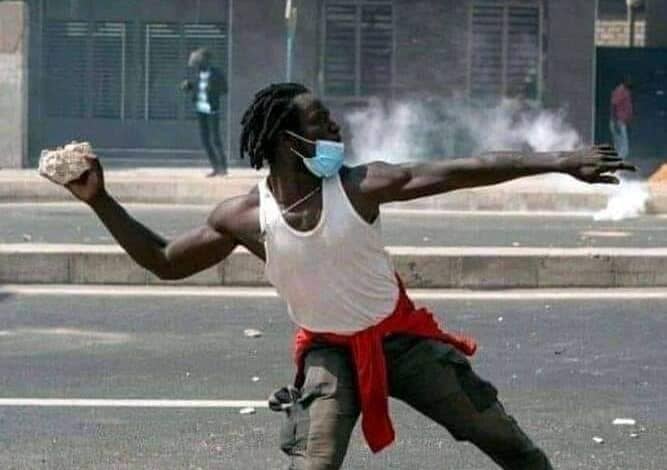 Un manifestant Sénégalais